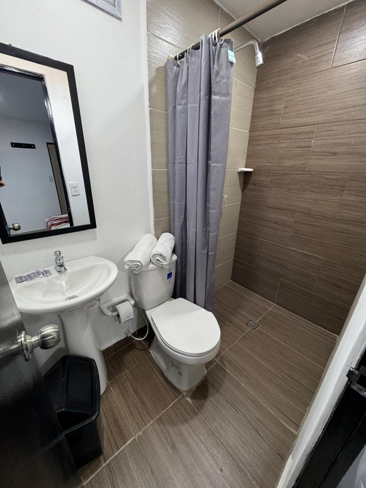 Hotel Select Меделин Екстериор снимка