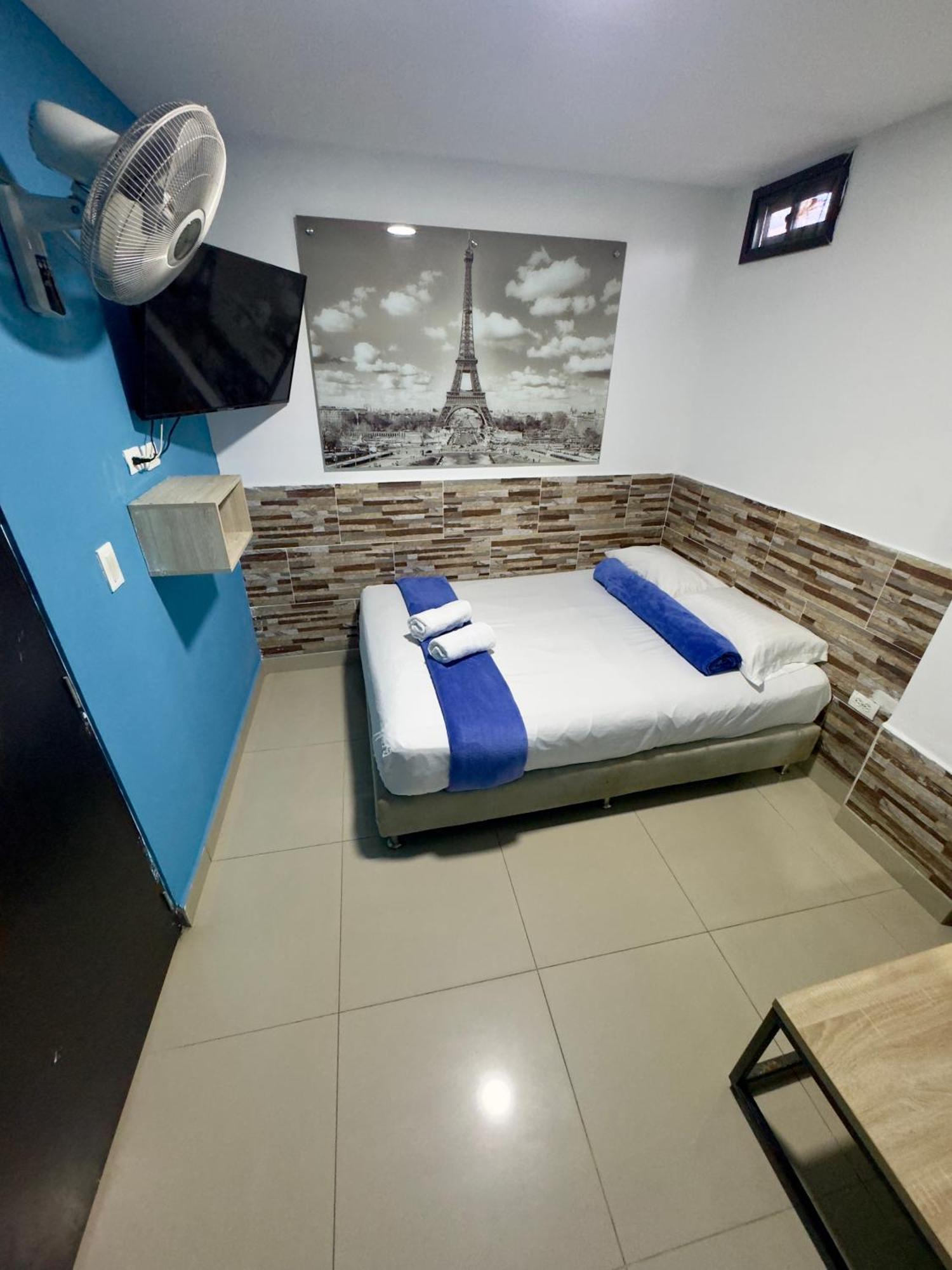 Hotel Select Меделин Екстериор снимка