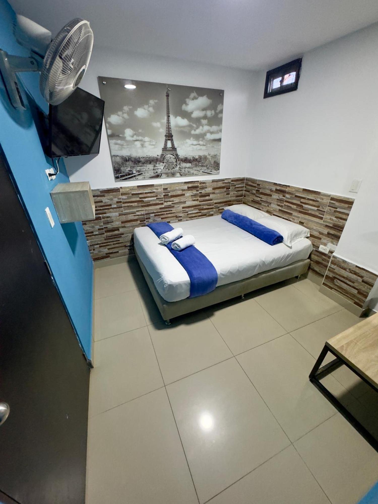 Hotel Select Меделин Екстериор снимка