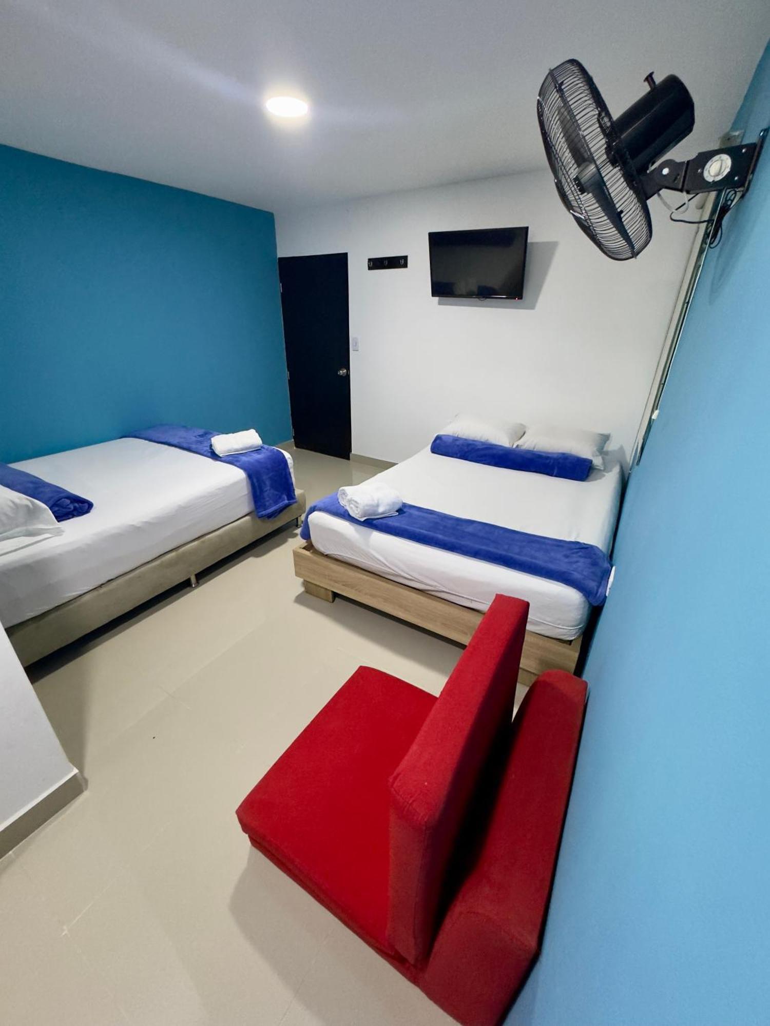 Hotel Select Меделин Екстериор снимка