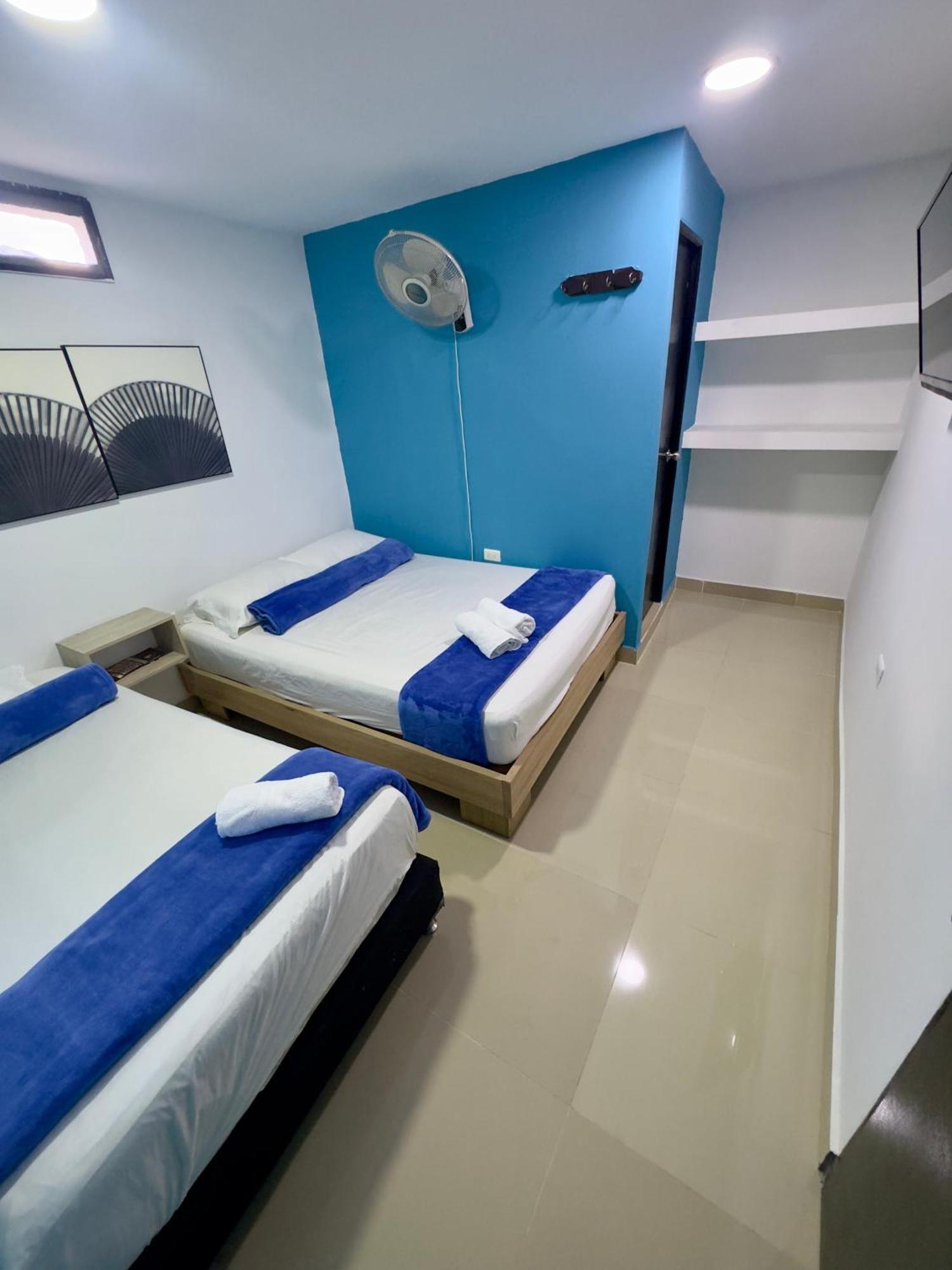 Hotel Select Меделин Екстериор снимка