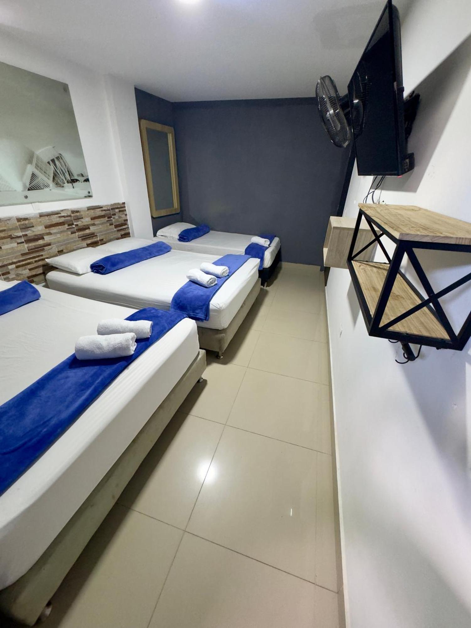 Hotel Select Меделин Екстериор снимка